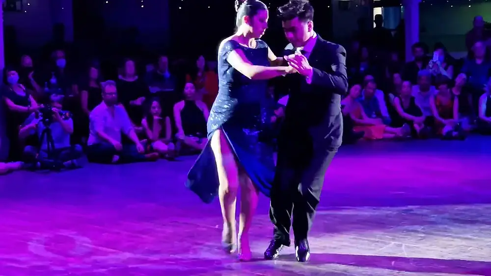Video thumbnail for Sebastian Achaval e Roxana Soarez no 18° Festival de Tango de Lisboa  em 03/06/22 -