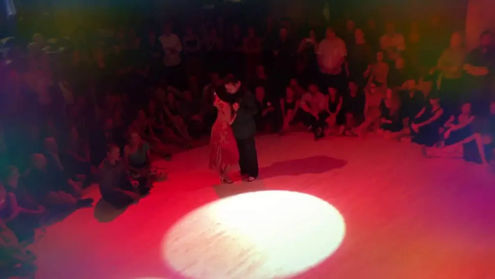 Video thumbnail for Juana Sepulveda - Mariano Chico Frumboli. Ballando su un tappeto di stelle.