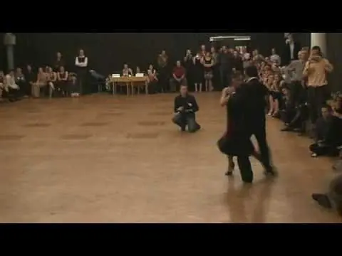 Video thumbnail for Laura Melo & Ricardo Barrios, tango show (2), 17.10.2008
