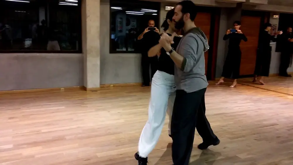 Video thumbnail for Tango class resume Vol.17-Giros con barridas-Loukas Balokas&Georgia Priskou