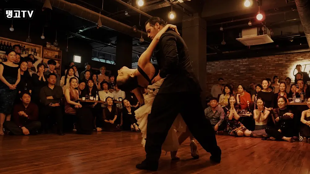 Video thumbnail for 2024 Juan Malizia & Manuela Rossi in Seoul(6/6)
