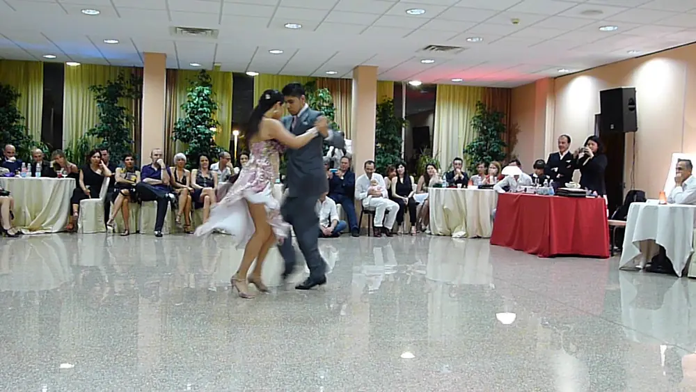 Video thumbnail for Sebastian Jimenez y Maria Ines Bogado - Bari International Tango Congress - 13.05.2012  1.3