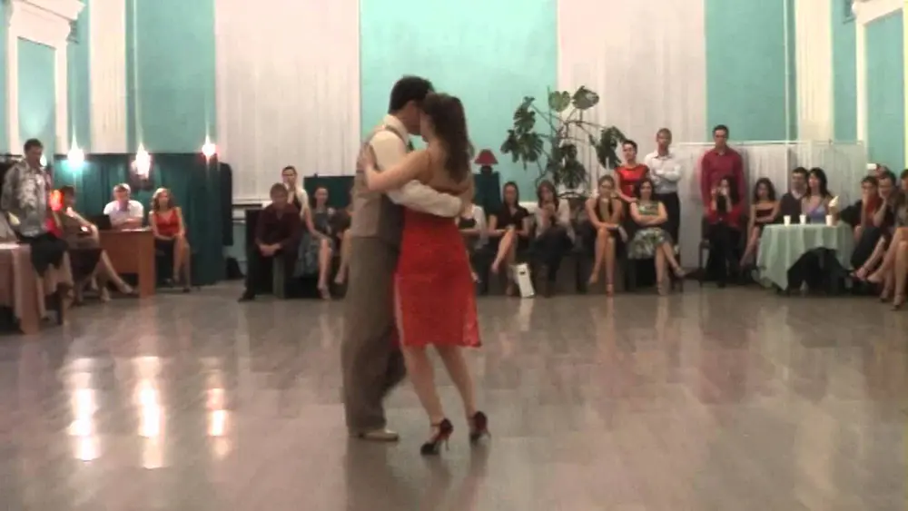 Video thumbnail for Mario De Camillis y Bárbara Wainwrightю Russia. Milonga