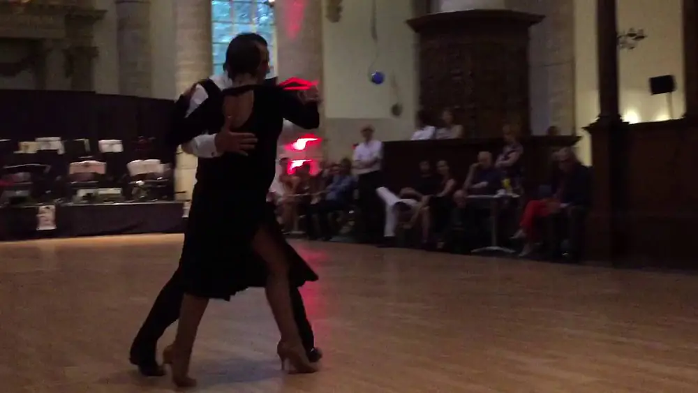 Video thumbnail for Ezequiel Paludi y Geraldin Rojas 3/4