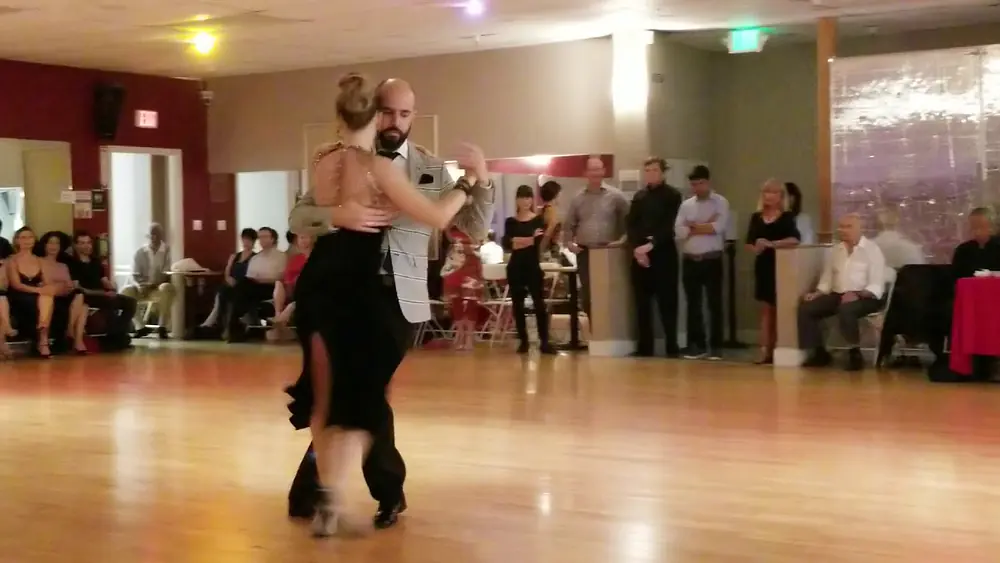 Video thumbnail for Lorena Gonzales & Gaston Camejo - performance at dance blvd on 8/31/18 (2 of 3)