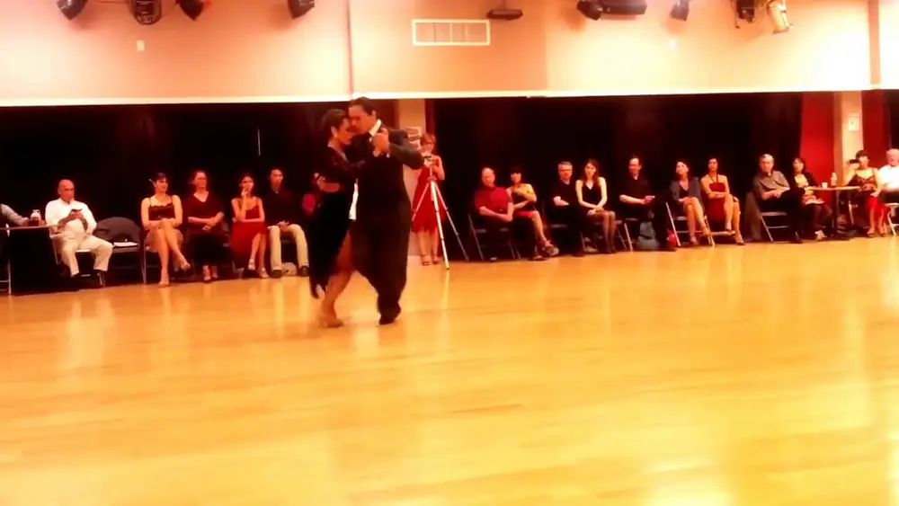 Video thumbnail for Leonardo Barrionuevo and Miriam Larici — "Estrella" — 1/4 at TESO 2012