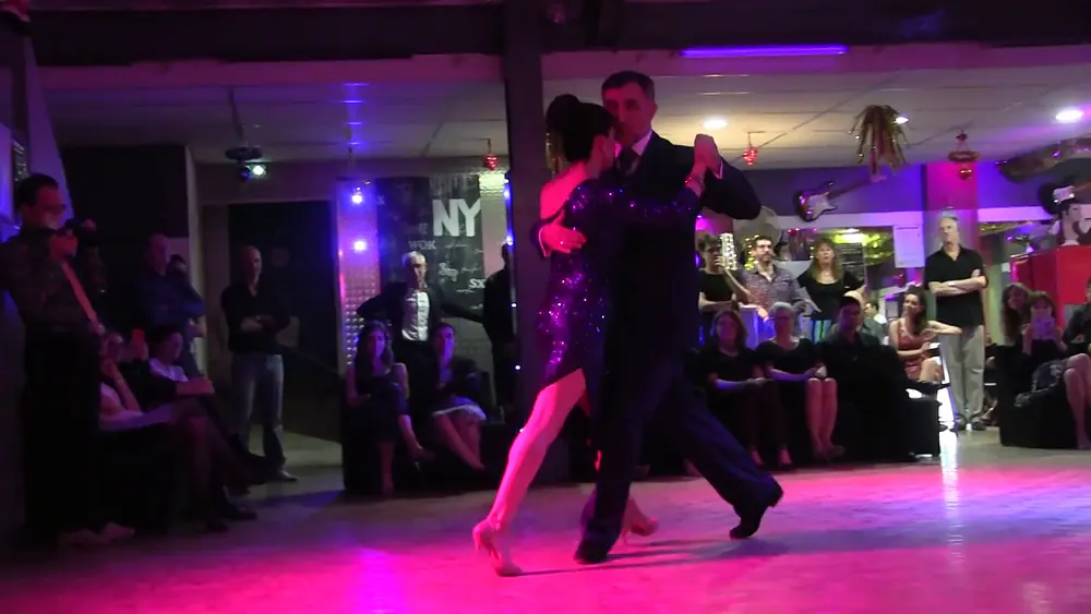 Video thumbnail for Paulina Cazabon et José-Luis Gonzalez dansent le tango El Motivo