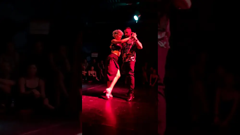 Video thumbnail for Rocio Lequio y Bruno Tombari - Un guiño (1/2)