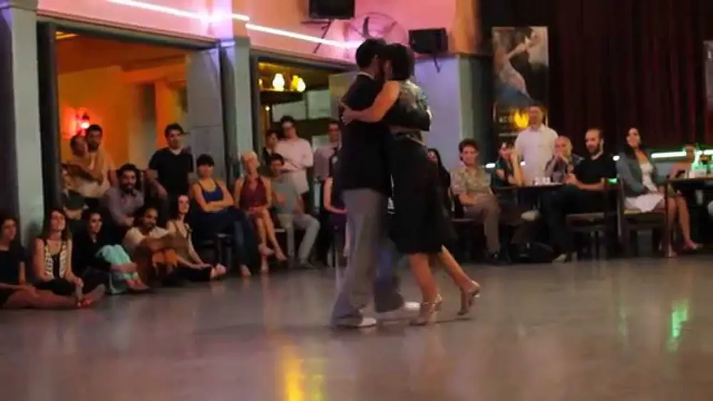 Video thumbnail for Christian Marquez y Virginia Gomez. Milonga del Recuerdo - Juan D'Arienzo