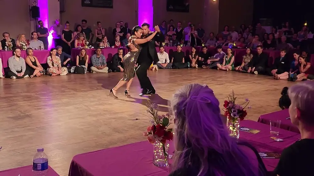 Video thumbnail for Argentine tango: Corina Herrera & Octavio Fernandez - Nobleza de arrabal