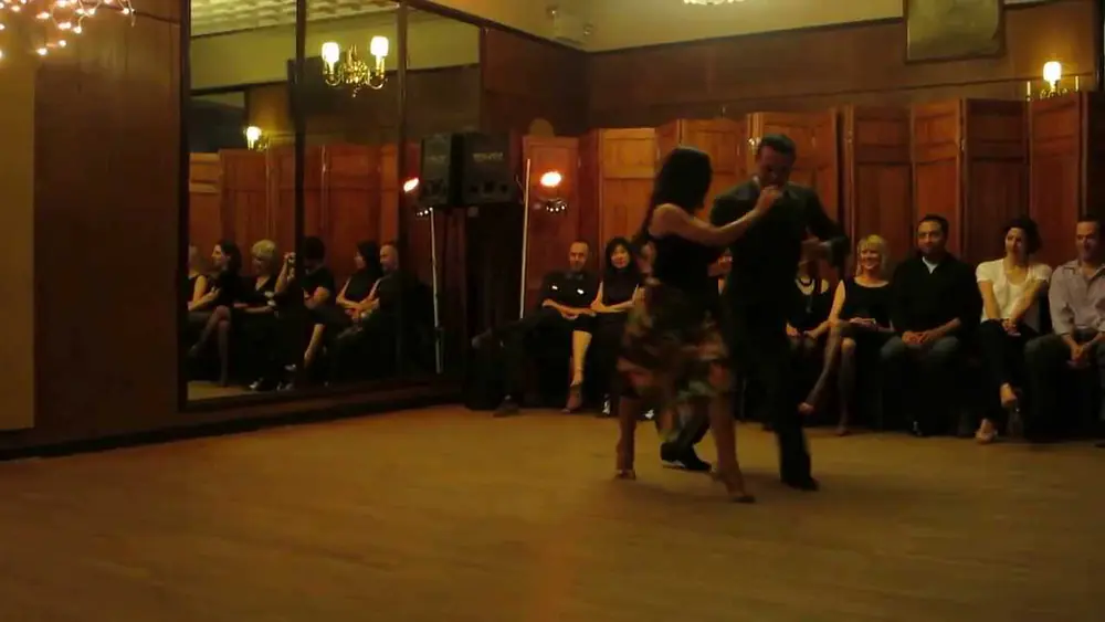 Video thumbnail for Carolina Jaurena & Andres Bravo @ La Milonga Rosa ..01.24.2014