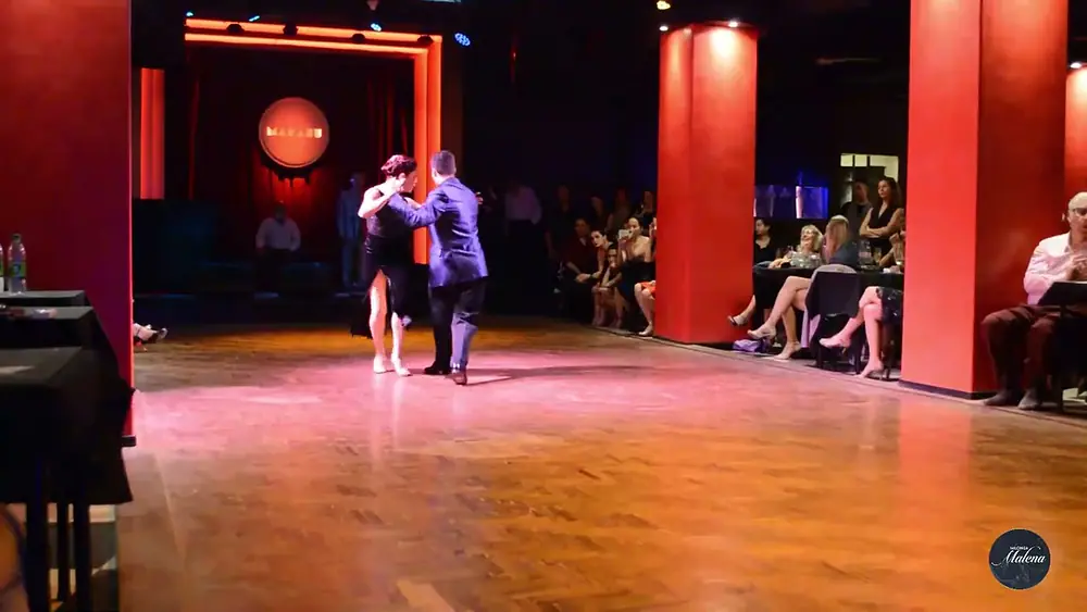 Video thumbnail for Vanesa Villalba & Facundo Piñero en Milonga Malena - Marabu!!3/4