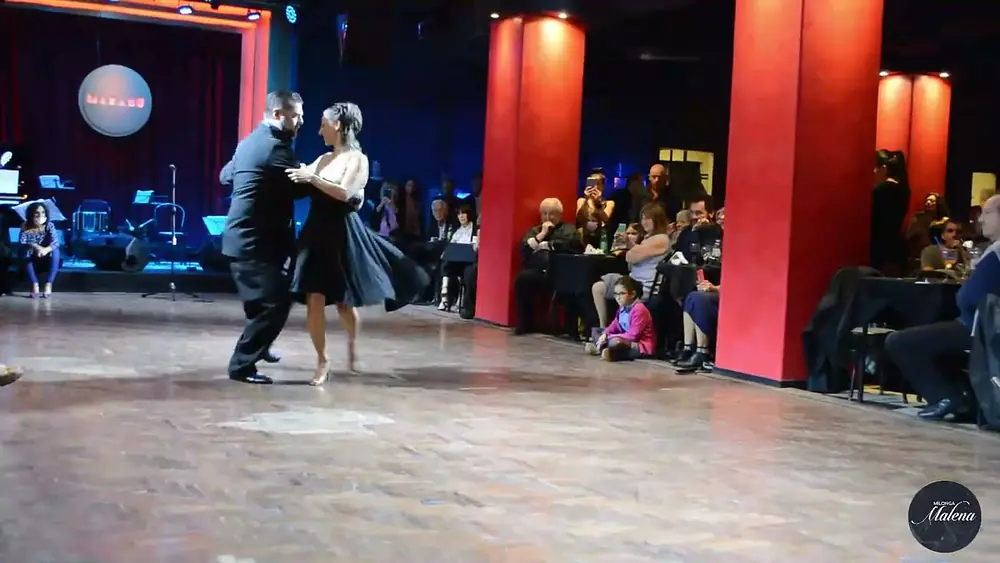 Video thumbnail for Bailaron en su reencuentro después de 15 años Mecha y el Pájaro en Milonga Malena - Marabu !! 2/3