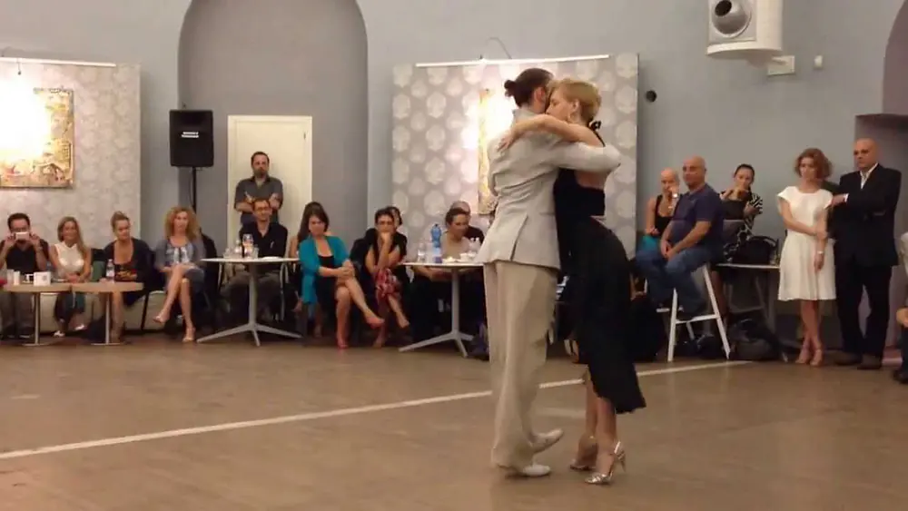 Video thumbnail for Gianpiero Galdi e Nadia Hronidu - Esperame en el cielo - Biagi/Duval - Firenze 29-09-13