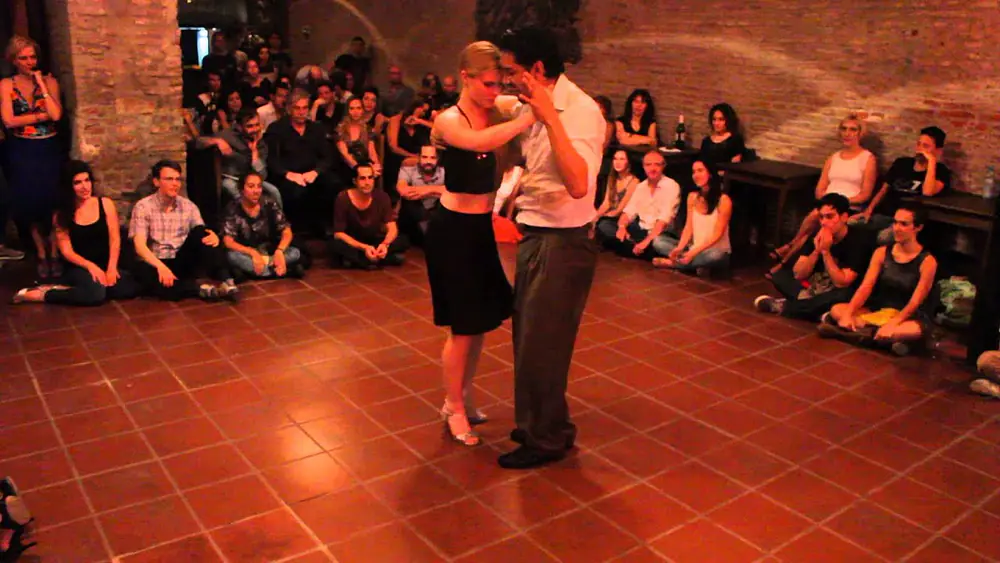 Video thumbnail for Juan Pablo Canavire y Sara Westin - 19-3-2016 - La Cachivachería 3/4