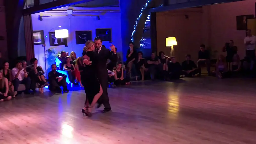 Video thumbnail for Fernando De La Cruz & Noelia Hurtado performance 4