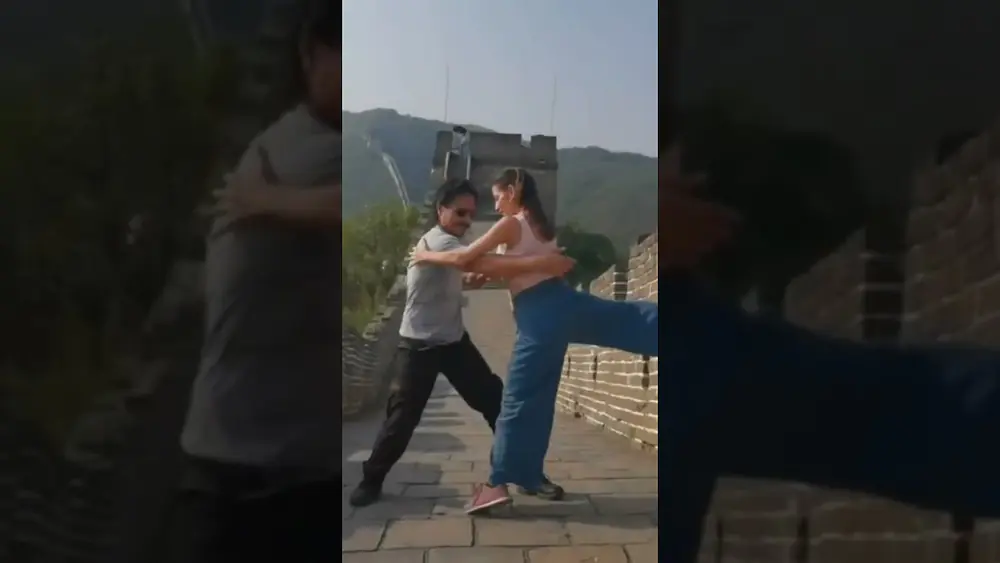 Video thumbnail for Gri Montanaro y Gastón Torelli - En la Muralla China 🇨🇳
