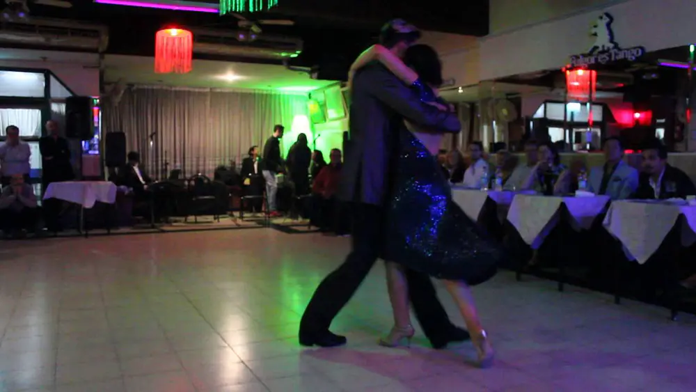 Video thumbnail for Jon Lambert y Dulce Lauria , Dni Tango, en Parakultural. 9/16