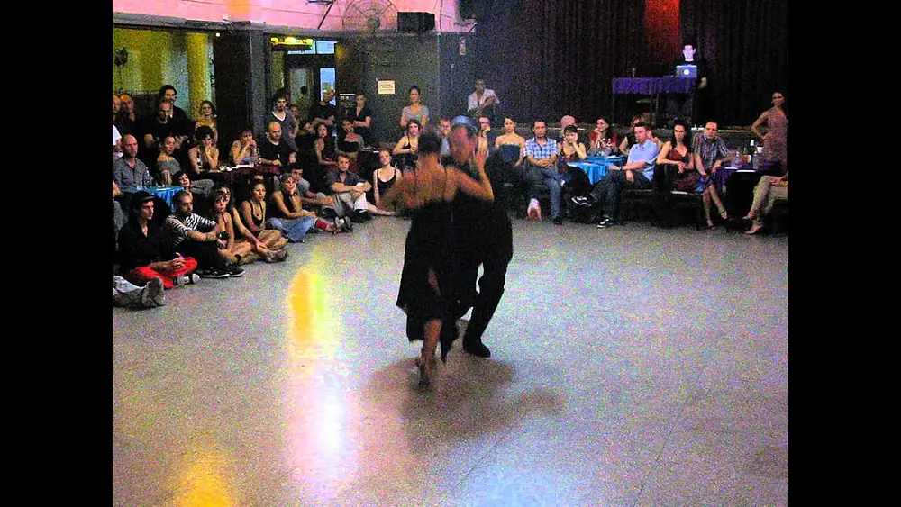 Video thumbnail for PANCHO MARTÍNEZ PEY y ALEJANDRA GUTTY en Viva La Pepa! Milonga (1/3)