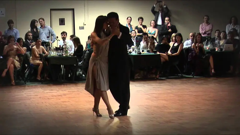Video thumbnail for Fabian Peralta y Lorena Ermocida - Sydney Tango Salon Festival 2011 - Milonga de Gala - Dance 2