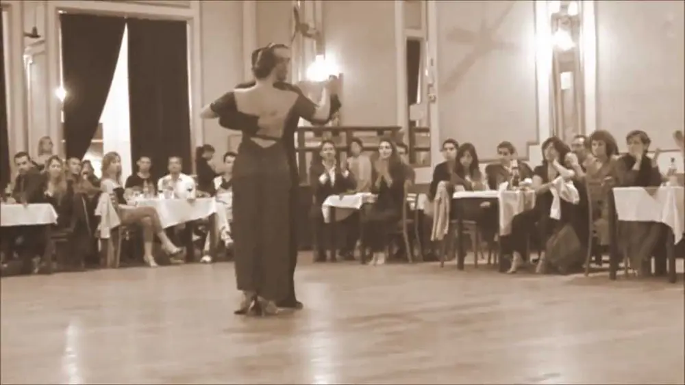 Video thumbnail for Juan Malizia y Manuela Rossi - Los Zucca IV