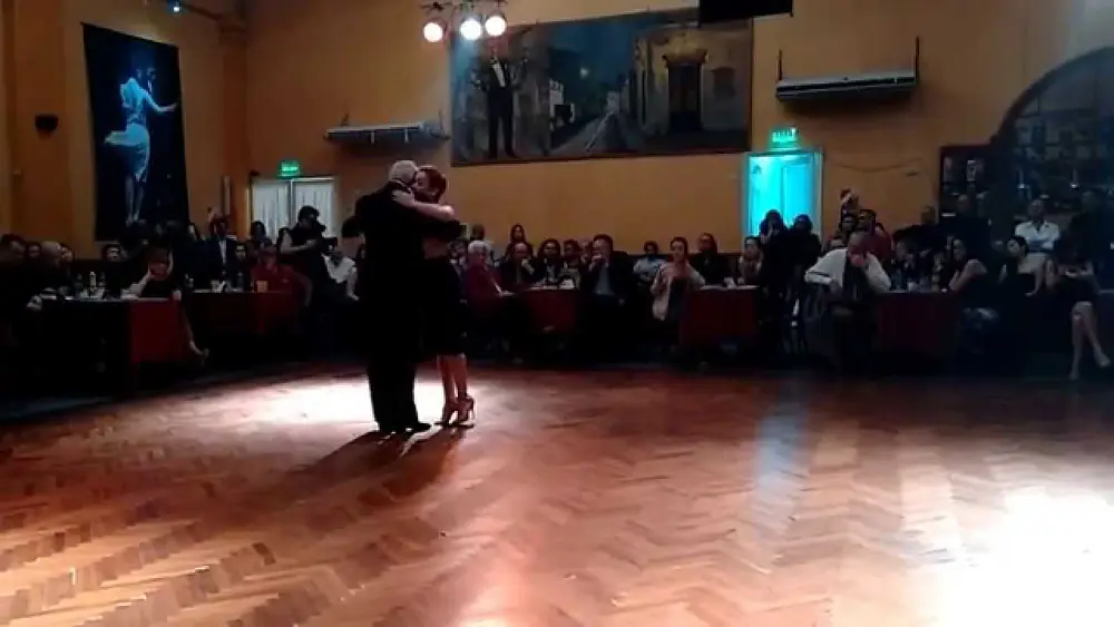 Video thumbnail for EL CHINO PERICO Y PAOLA TACCHETTI . BAILAN RONDA DE ASES.