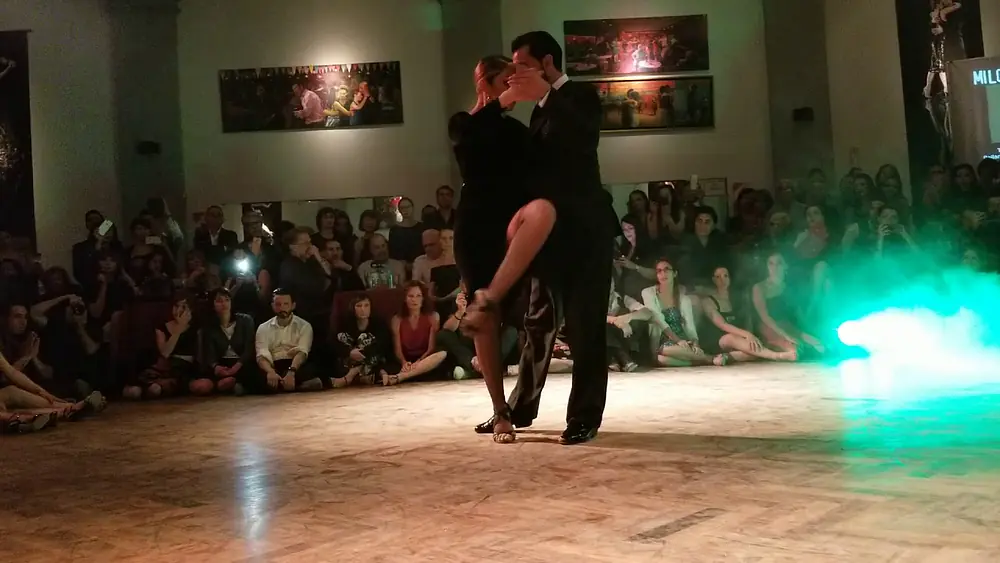 Video thumbnail for Noelia Hurtado & Facundo de la Cruz - TangoSalon Extremo at Salon Canning on 8/9/19 (1 of 2)