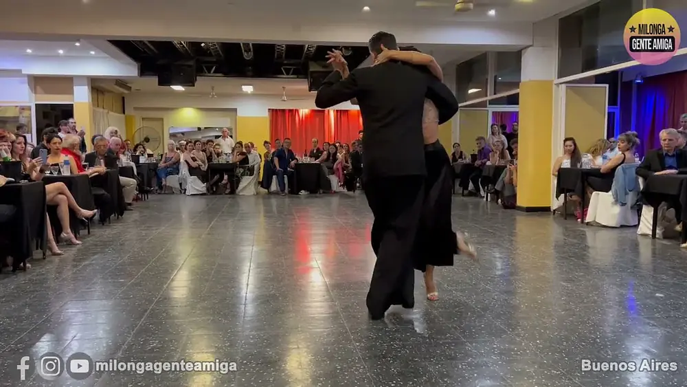 Video thumbnail for Virginia Vasconi y Juan Cupini  - Milonga Gente Amiga - 22/ENE/2023 (2/3)