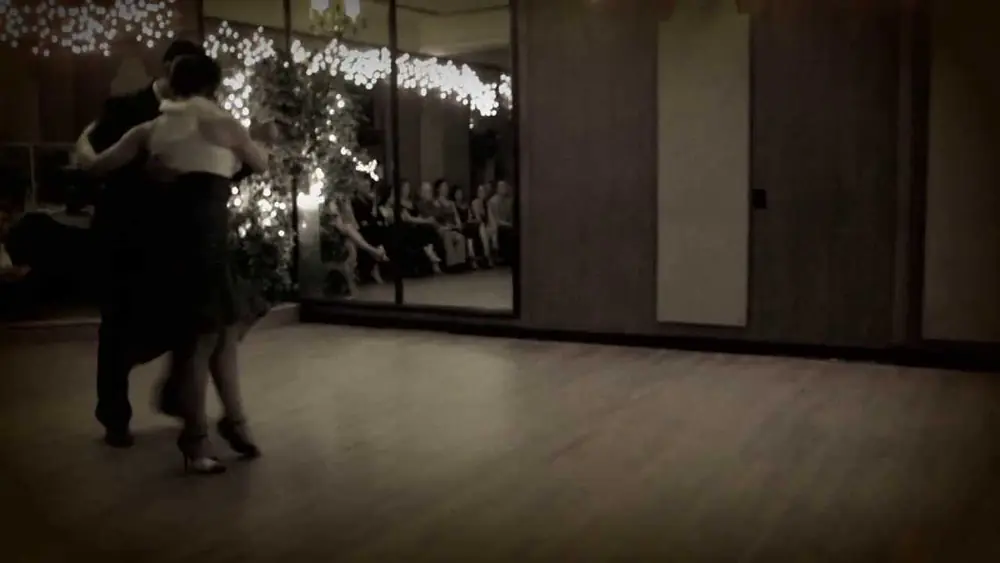 Video thumbnail for Andres Bravo & Carolina Jaurena at " La Milonga Rosa "