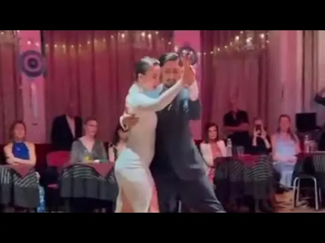 Video thumbnail for Elise Barbot y Roque Bravo - Doso Milonga Buenos Aires - Mayo 2024 - Mix de momentos