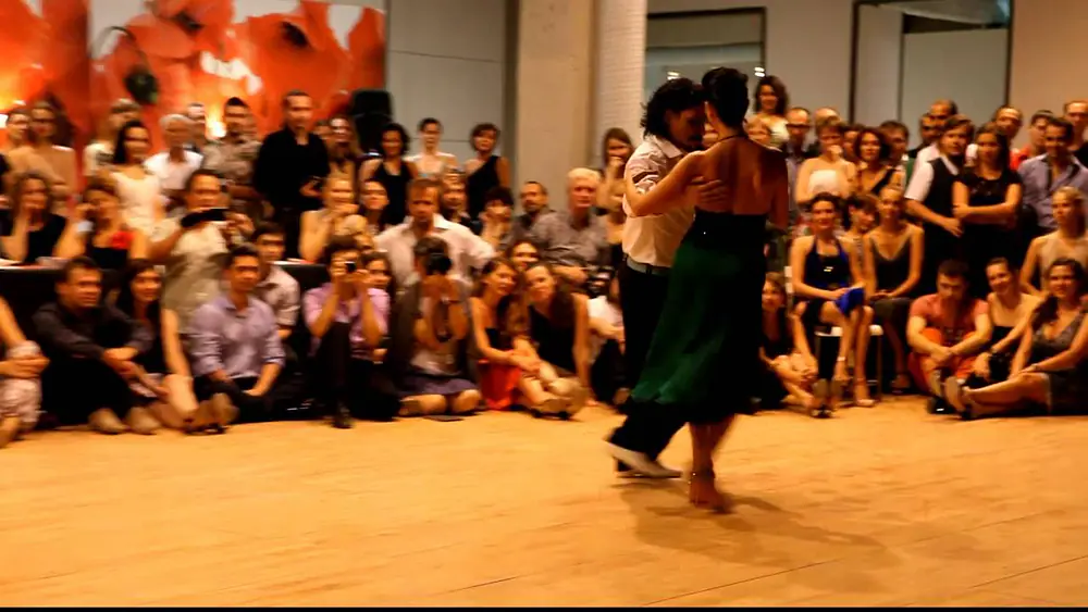 Video thumbnail for Gaston Torelli y Moira Castellano, "Temo", Milonguero nights-2014