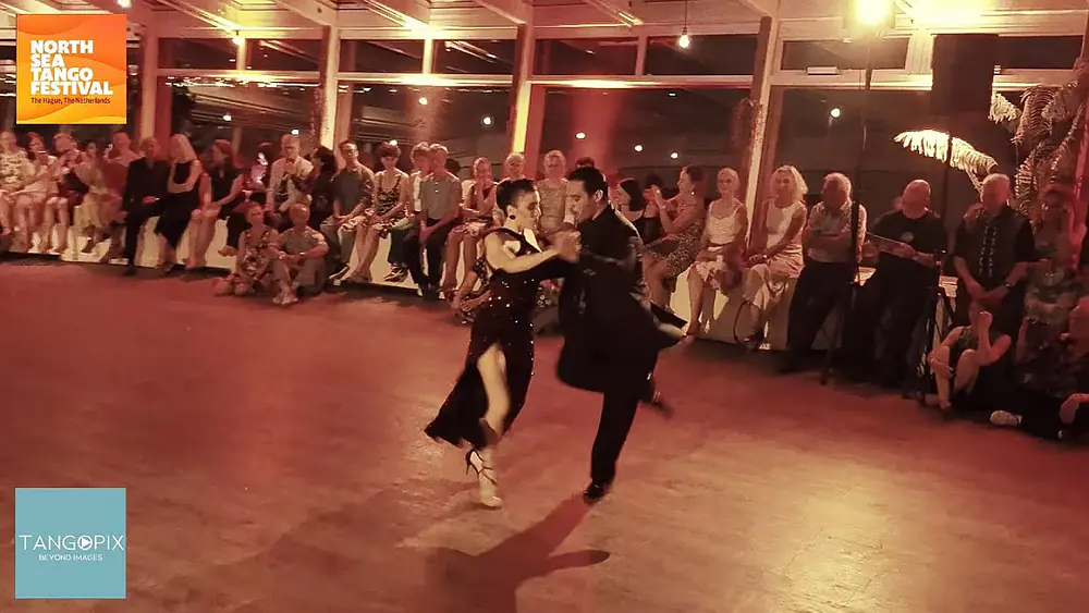 Video thumbnail for NORTH SEA TANGO FESTIVAL '24 - Juan Malizia & Manuela Rossi dance - La Juan D'Arienzo Hotel Victoria