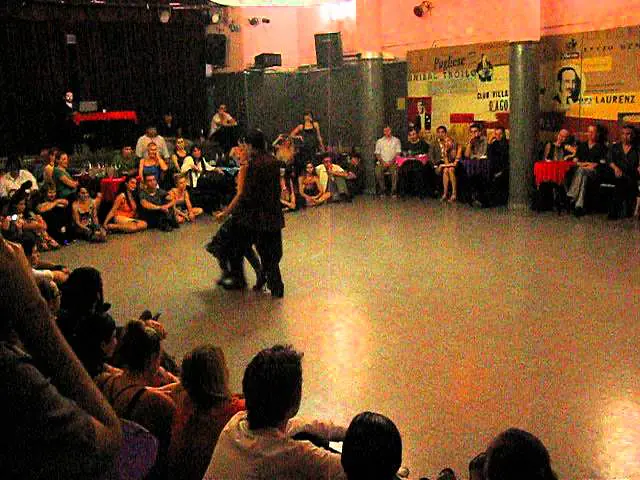 Video thumbnail for FERNANDO GRACIA y SOL CERQUIDES en Viva La Pepa! Milonga (1/4)