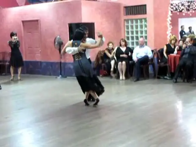 Video thumbnail for Tango Romatico- Demo  Workshop Georgina & Oscar Mandagaran LA. 1