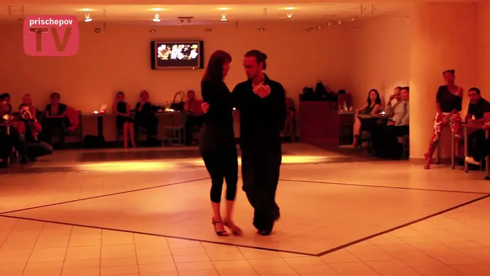 Video thumbnail for Ekaterina Nazarova & Aleksey Salienko Russia, Moscow, Milonga in rest."Le Cafe", 13.11.2009