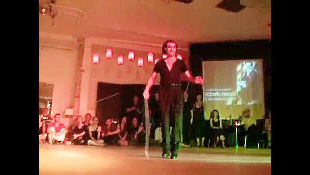 Video thumbnail for Roberto Herrera - Malambo con Boleadoras