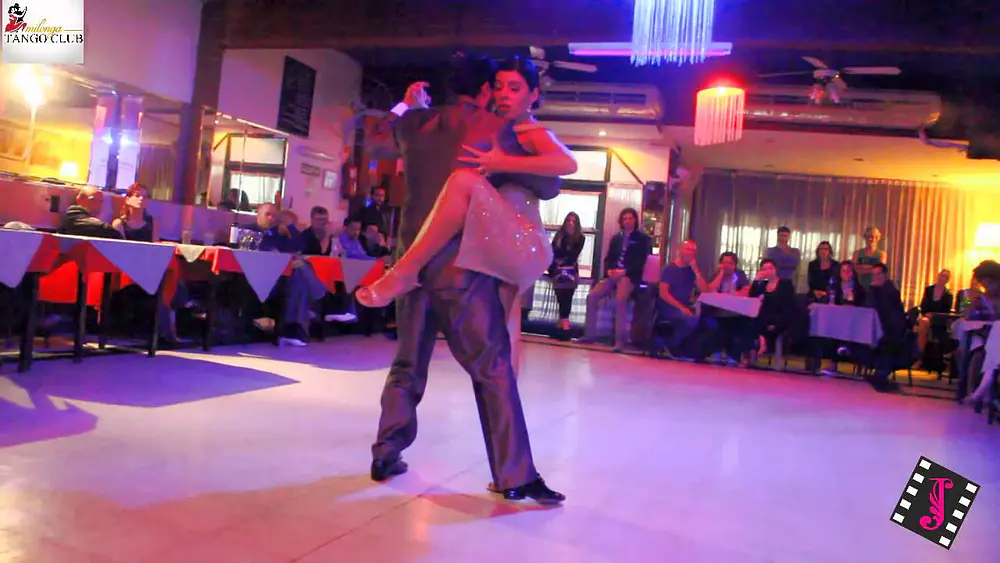 Video thumbnail for NOELIA COLETTI Y PABLO GIORGINI en el Tango Club 03