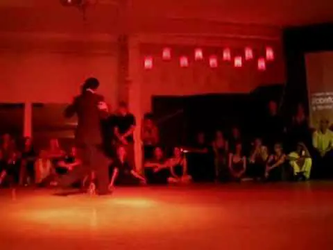 Video thumbnail for ROBERTO HERRERA & SILVANA CÀPRA in TANGO OCHO STUTTGART Aug 2008 Dance 1/5