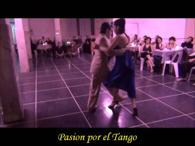 Video thumbnail for IARA DUARTE Y ARIEL TARITOLAY bailando el tango NO MIENTAS en Floreal Milonga