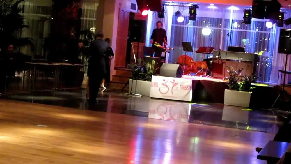 Video thumbnail for Kari y Karoliina Kiiski at Oulu Tango Festival 2013