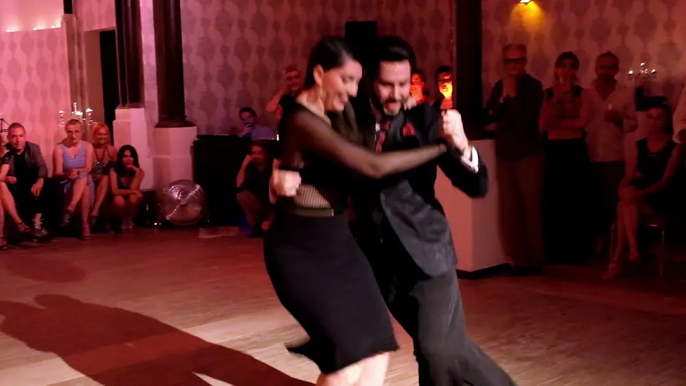 Video thumbnail for TangoSafari Brody 2019 / Natasha Lewinger & Haris Mihail 4/4
