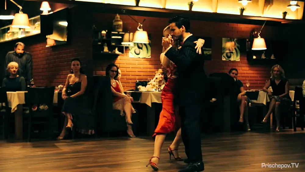 Video thumbnail for Juan Manuel Rosales and Liza Rosales, 1-3, Prischepov TV - Tango Channel