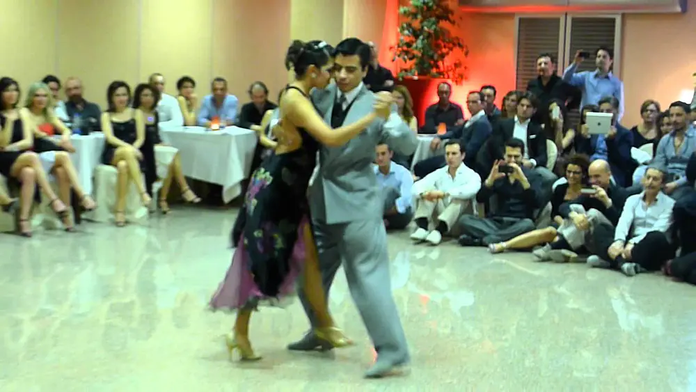 Video thumbnail for Sebastian Achaval y Roxana Suarez - TangOn - Hotel Barion - Bari - 20.04.2013  4.5