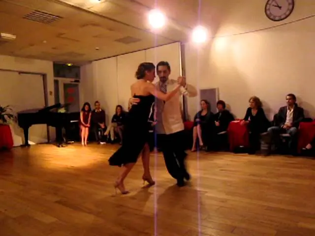 Video thumbnail for Juan Martin Carrara y Stefania Colina-2