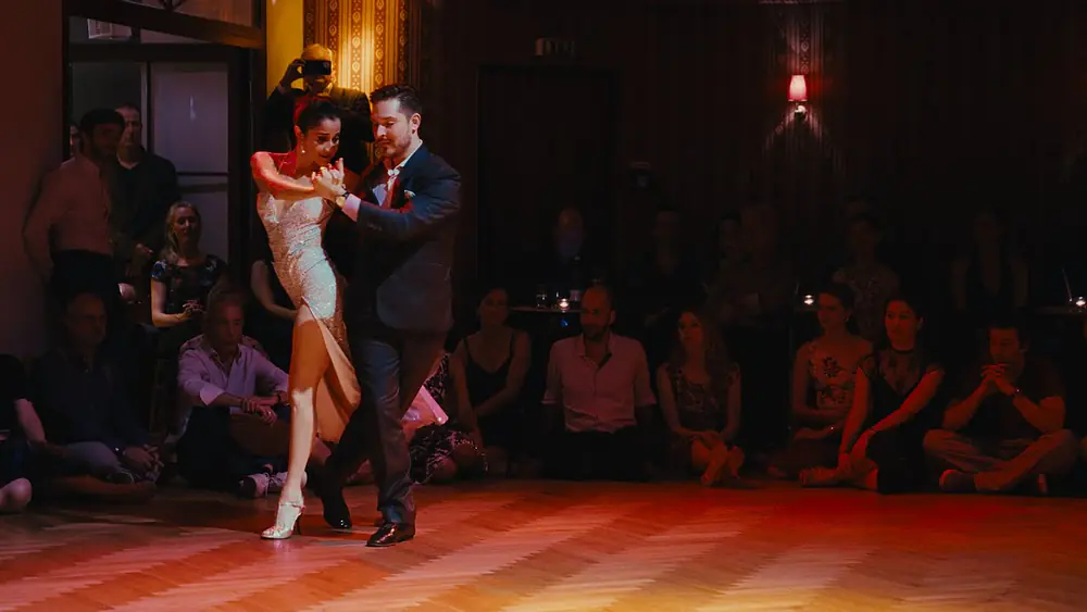 Video thumbnail for Diana Cruz & Dominic Bridge // Debut Tango Performance in Berlin - "Catamarca"