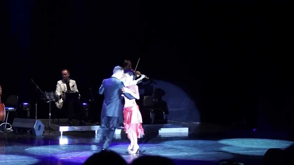 Video thumbnail for Solo Tango Orquesta , Ruslan Takhirov - Natalia Atepaeva "Invierno"