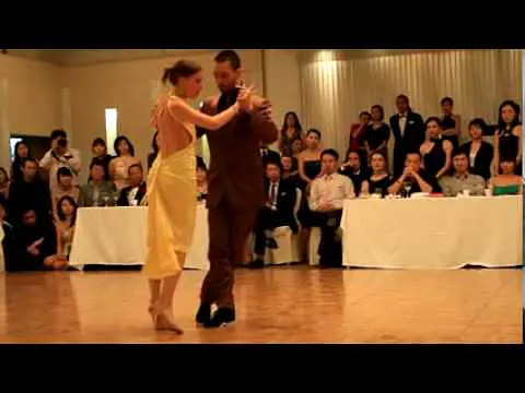Video thumbnail for Javier Rodriguez y Andrea Misse 2010 Grand 03