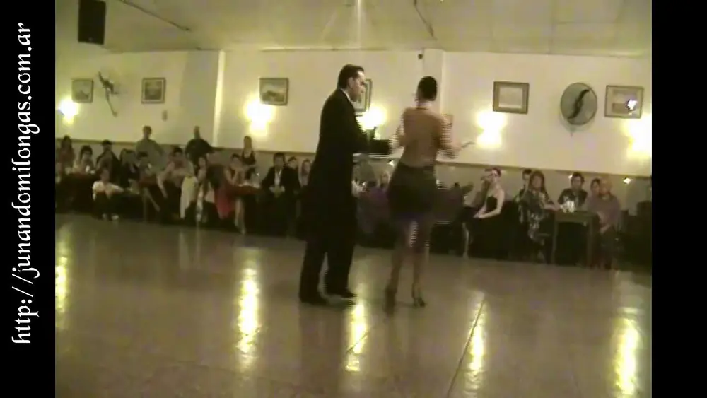 Video thumbnail for JONATHAN SPITEL Y BETSABET FLORES en La Baldosa "El Huracan"