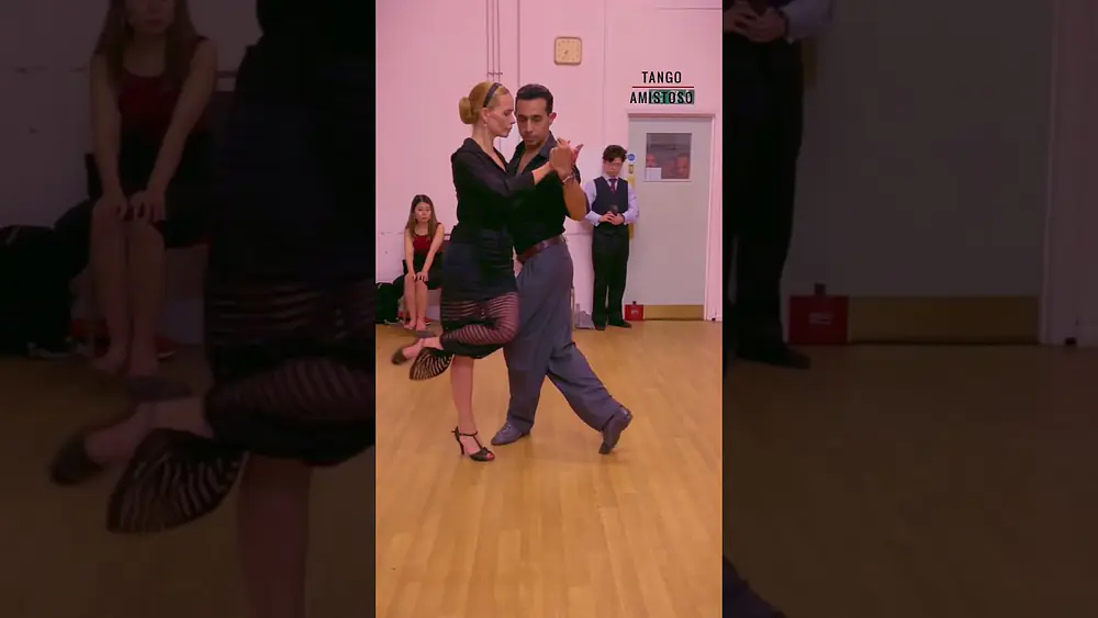 Video thumbnail for World Tango Champions Marcos Roberts & Louise Malucelli at Tango Amistoso in London. 4 Classes/week🔥