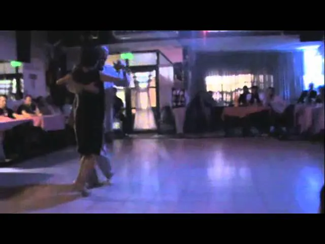 Video thumbnail for La 10 Milonga 01 exhibicion Oscar Casas y Ana Miguel